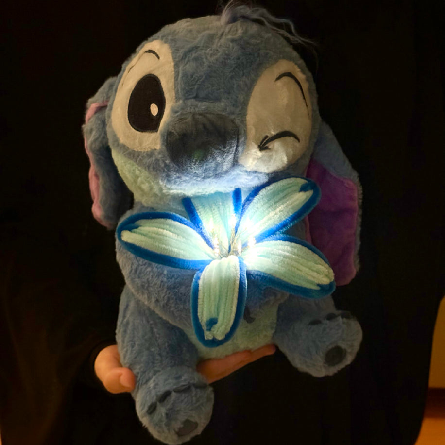 Lilyumlu Mavi Çiçekli Göz Kırpan Stitch Peluş