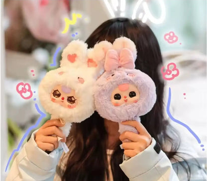 Baby Three Sihirli Bebek Peluş Anahtarlık – Arkası Aynalı Çanta Süsü